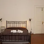 Vecchia - Chiaia 4*