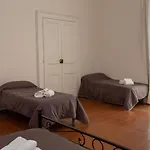 Vecchia - Chiaia Nocleg ze śniadaniem 4*