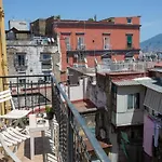 Nocleg ze śniadaniem Vecchia - Chiaia 4*