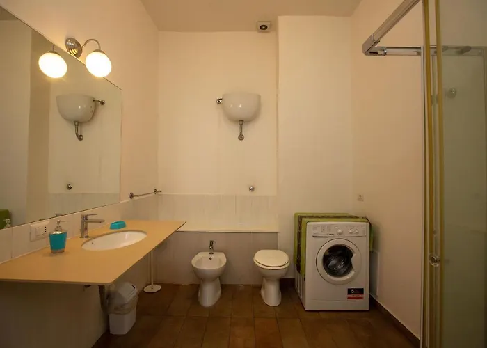 Couette-café Vecchia - Chiaia Naples