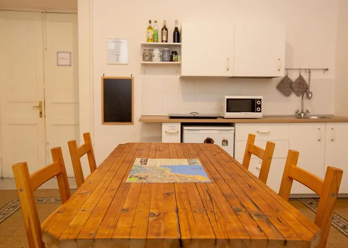 Couette-café Vecchia - Chiaia Naples