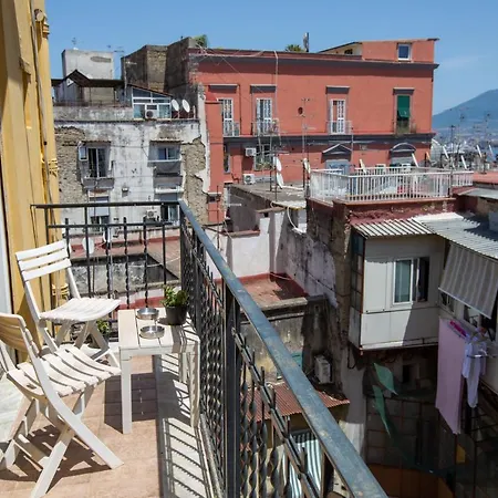 Vecchia - Chiaia Bed and breakfast 4*