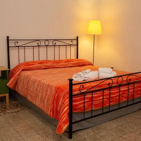 Vecchia - Chiaia 4* Nápoles