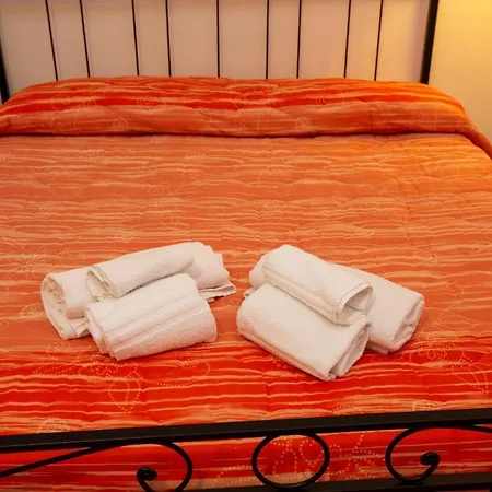 Vecchia - Chiaia فندق مبيت وإفطار 4*