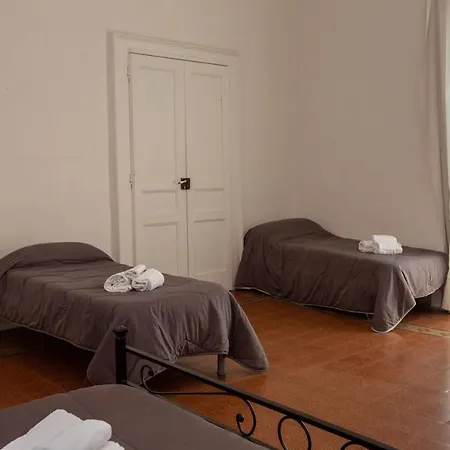 Vecchia - Chiaia فندق مبيت وإفطار 4*